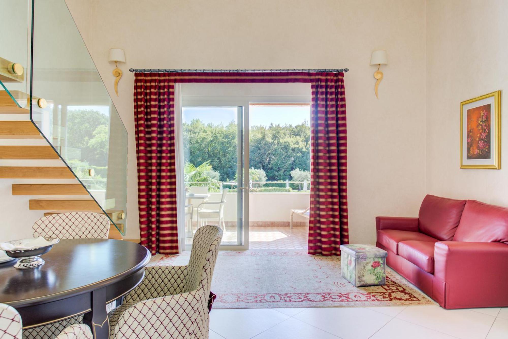 Monastero Resort & Spa Soiano Del Lago Exterior photo